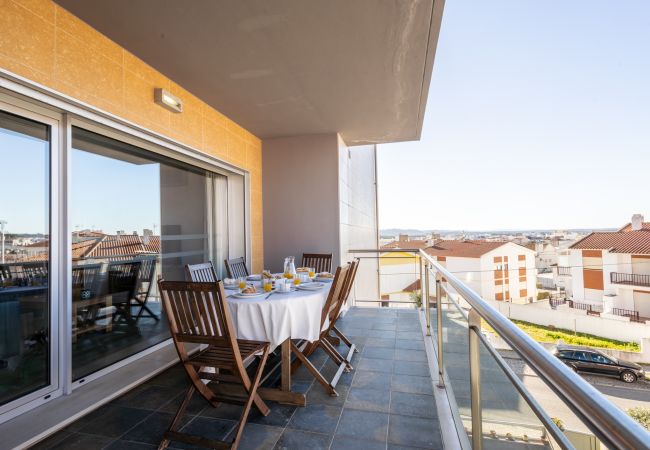 Apartamento em São Martinho do Porto -  Sunset - Com vista para a Vila Apartamento em São Martinho do Porto -  Sunset - Com vista para a Vila