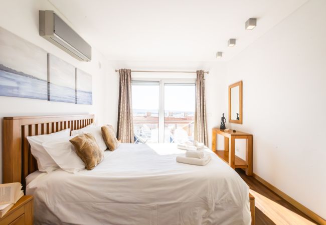 Apartamento em São Martinho do Porto -  Sunset - Com vista para a Vila Apartamento em São Martinho do Porto -  Sunset - Com vista para a Vila