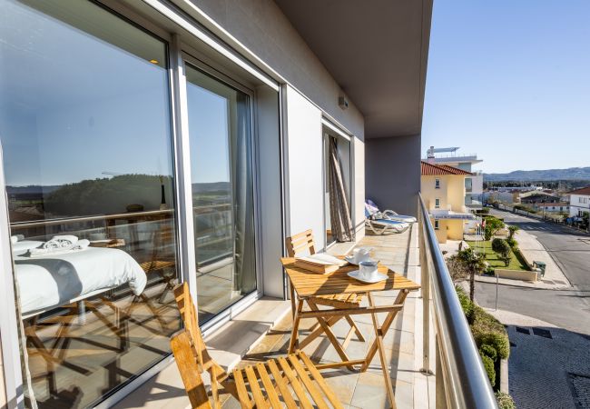 Apartamento em São Martinho do Porto -  Sunset - Com vista para a Vila Apartamento em São Martinho do Porto -  Sunset - Com vista para a Vila