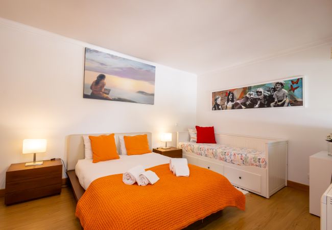 Apartamento em São Martinho do Porto - Cais Apartamento em São Martinho do Porto - Cais