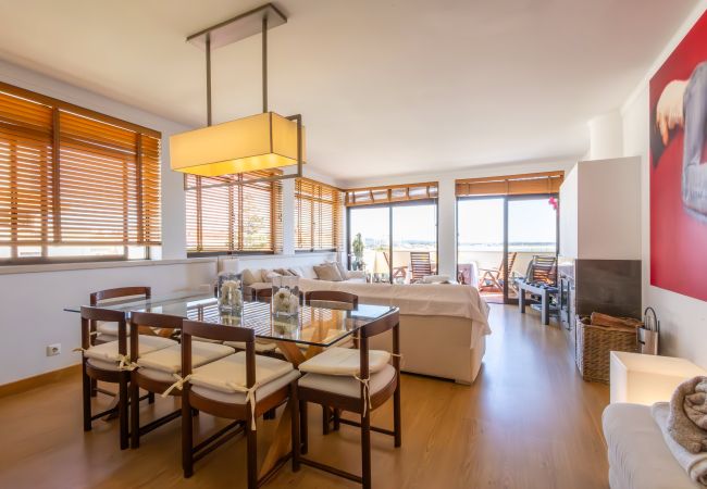 Apartamento em São Martinho do Porto - Cais Apartamento em São Martinho do Porto - Cais