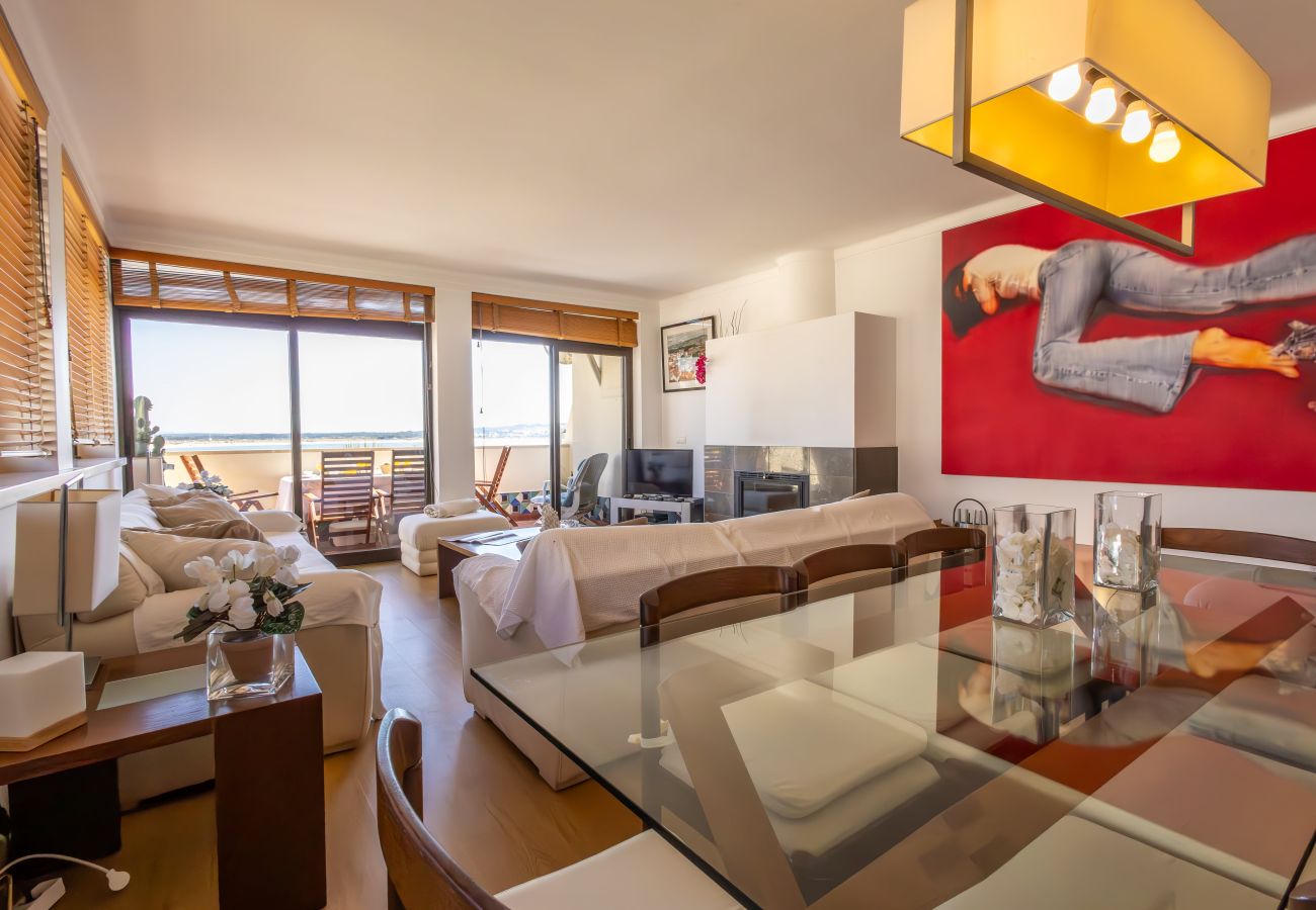 Apartamento em São Martinho do Porto - Cais