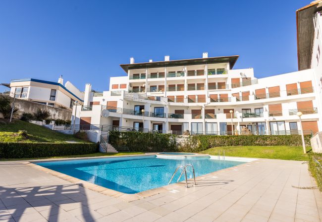 Apartamento em São Martinho do Porto -  Paradise Com vista para a piscina e Baìa Apartamento em São Martinho do Porto -  Paradise Com vista para a piscina e Baìa
