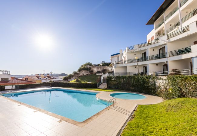 Apartamento em São Martinho do Porto -  Paradise Com vista para a piscina e Baìa Apartamento em São Martinho do Porto -  Paradise Com vista para a piscina e Baìa