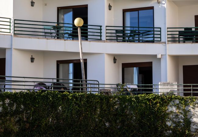 Apartamento em São Martinho do Porto -  Paradise Com vista para a piscina e Baìa Apartamento em São Martinho do Porto -  Paradise Com vista para a piscina e Baìa
