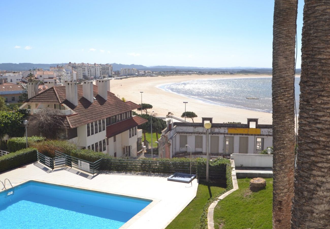 Apartamento em São Martinho do Porto -  Paradise Com vista para a piscina e Baìa