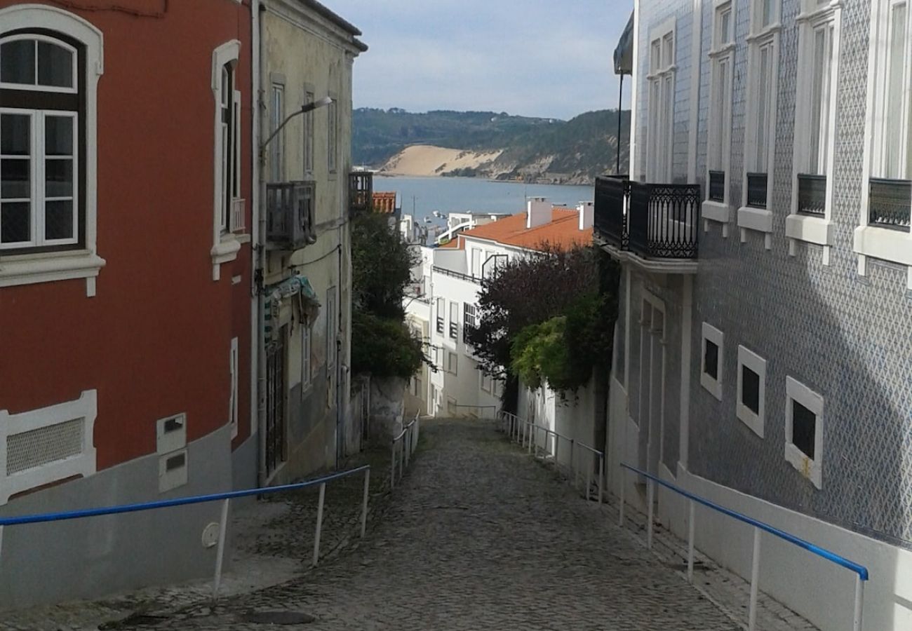 Apartamento em São Martinho do Porto -  Infante 1 - Junto à Praia 