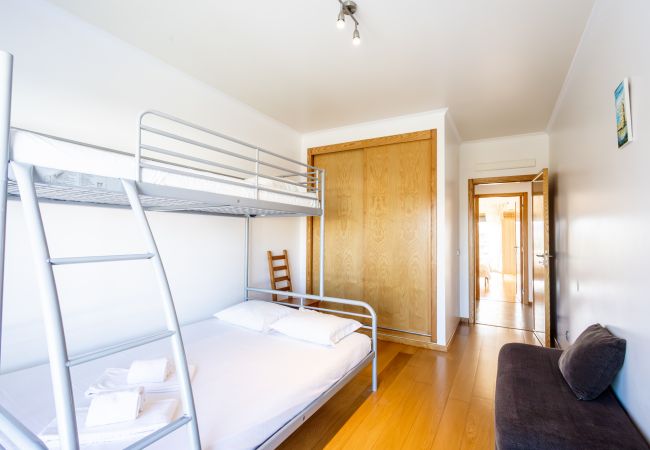 Apartamento em São Martinho do Porto - Estrela do Mar - Com vista para a piscina  Apartamento em São Martinho do Porto - Estrela do Mar - Com vista para a piscina