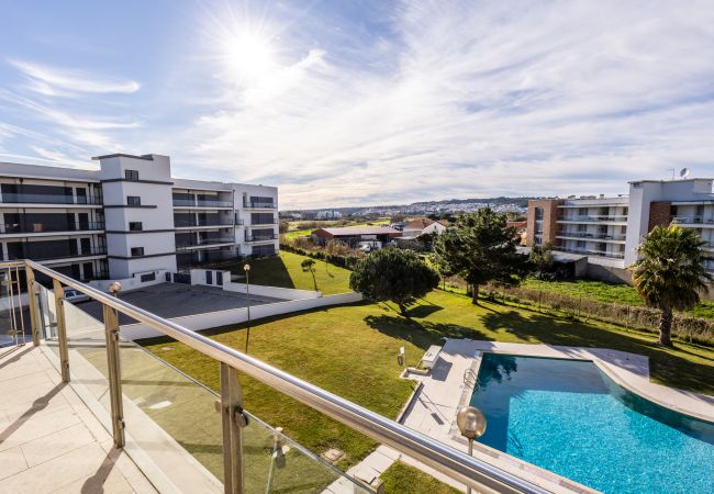 Apartamento em São Martinho do Porto - Estrela do Mar - Com vista para a piscina  Apartamento em São Martinho do Porto - Estrela do Mar - Com vista para a piscina