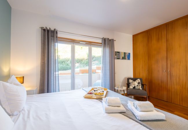 Apartamento em São Martinho do Porto -  Bay view -Com vista sobre a Baía Apartamento em São Martinho do Porto -  Bay view -Com vista sobre a Baía