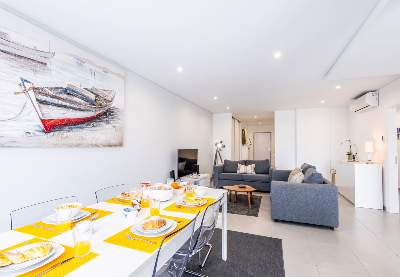 Apartamento em São Martinho do Porto -  Sol e mar T3 - Apartamento Moderno!