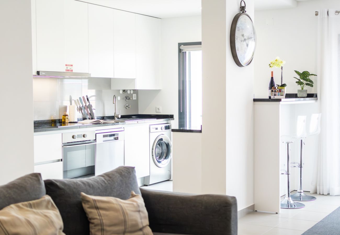Apartamento em São Martinho do Porto -  Sol e mar T3 - Apartamento Moderno!