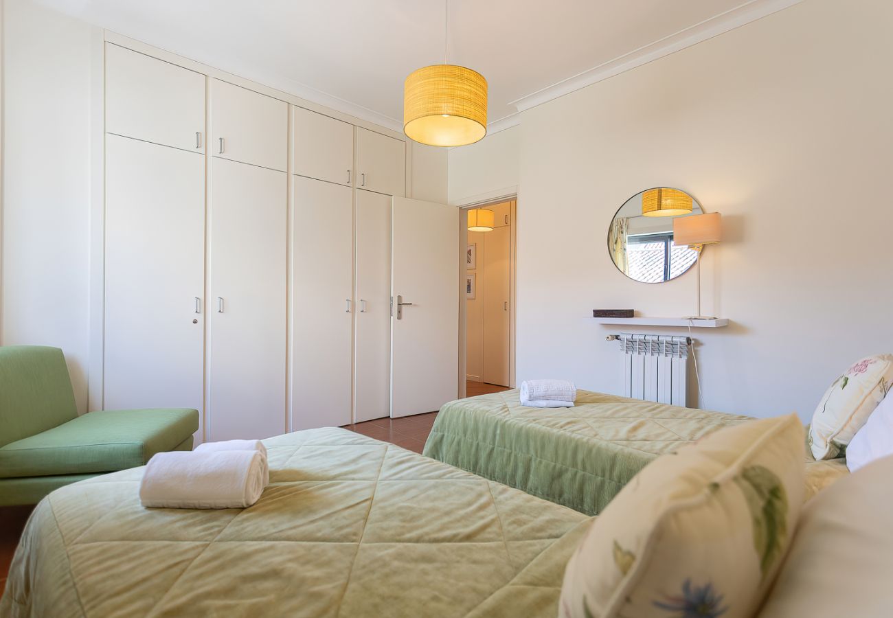 Apartamento em São Martinho do Porto - Junto à Praia