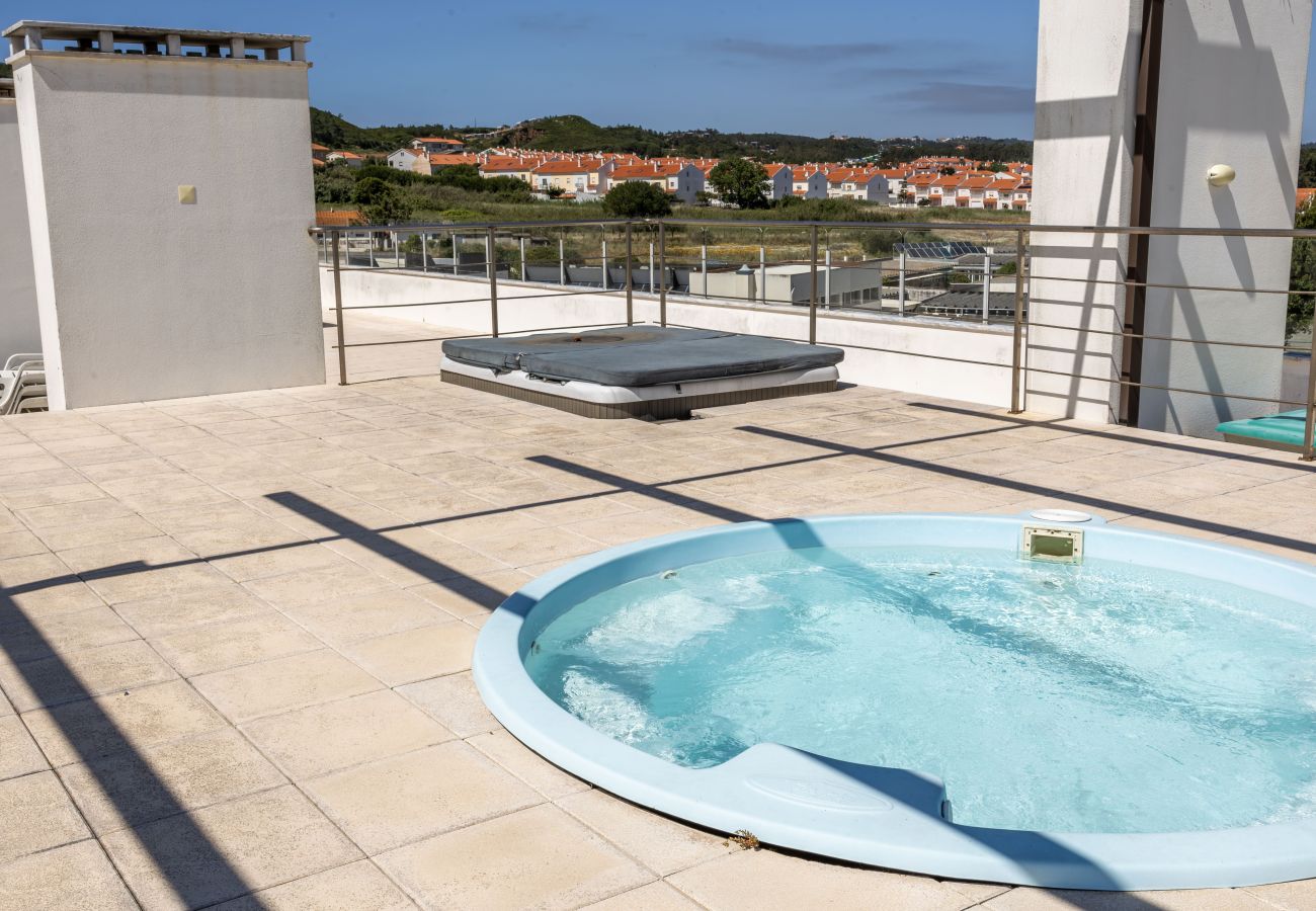 Apartamento em São Martinho do Porto - Sunrise - Com vista para a Vila