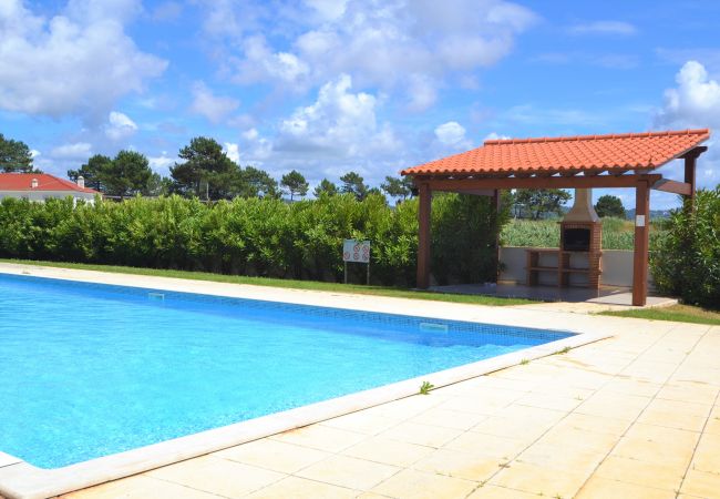 Apartamento em São Martinho do Porto - Carmona A com vista para a piscina