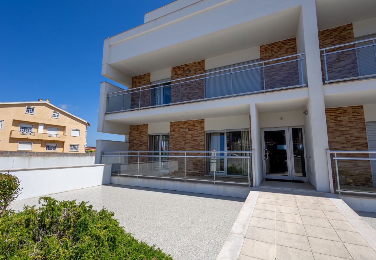 Apartamento em São Martinho do Porto - Carmona A com vista para a piscina