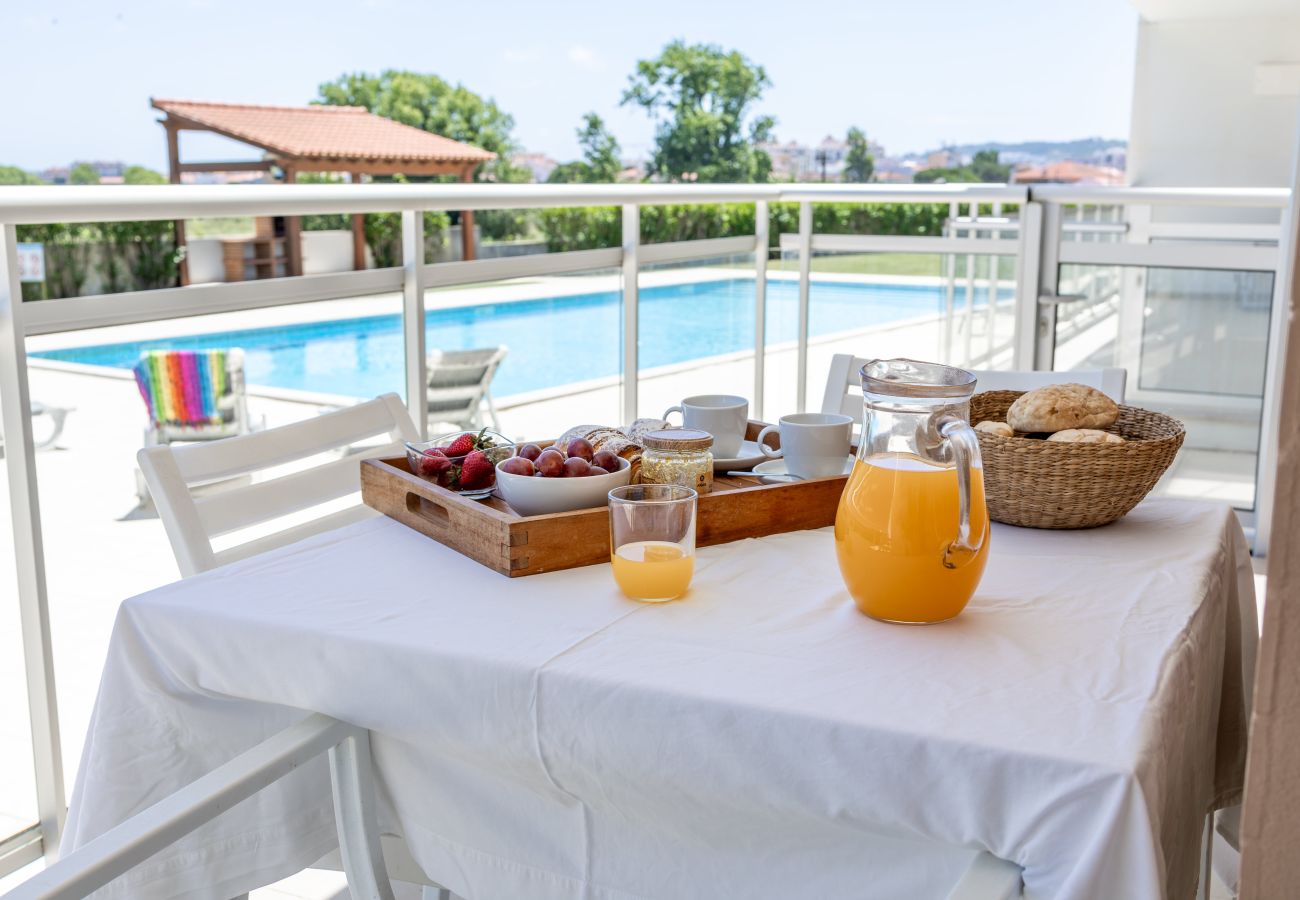 Apartamento em São Martinho do Porto - Carmona A com vista para a piscina