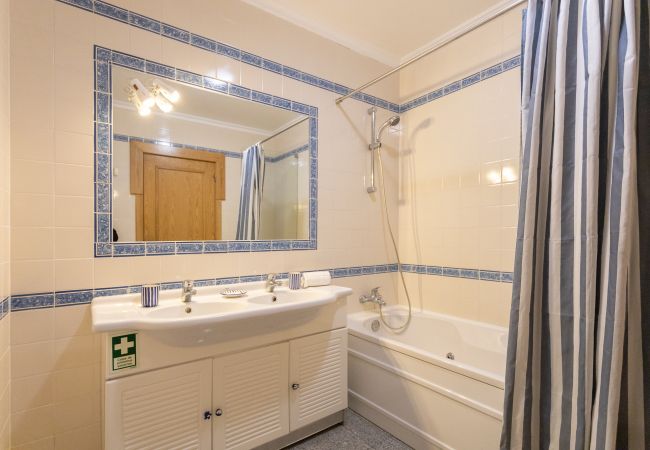 Apartamento em São Martinho do Porto - Surf - Em frente ao Ocean  Apartamento em São Martinho do Porto - Surf - Em frente ao Ocean