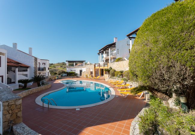 Apartamento em São Martinho do Porto - Surf - Em frente ao Ocean  Apartamento em São Martinho do Porto - Surf - Em frente ao Ocean