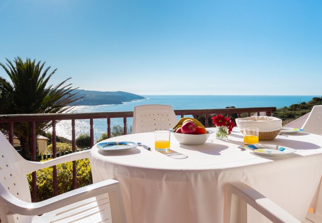 Apartamento em São Martinho do Porto - Surf - Em frente ao Ocean  Apartamento em São Martinho do Porto - Surf - Em frente ao Ocean