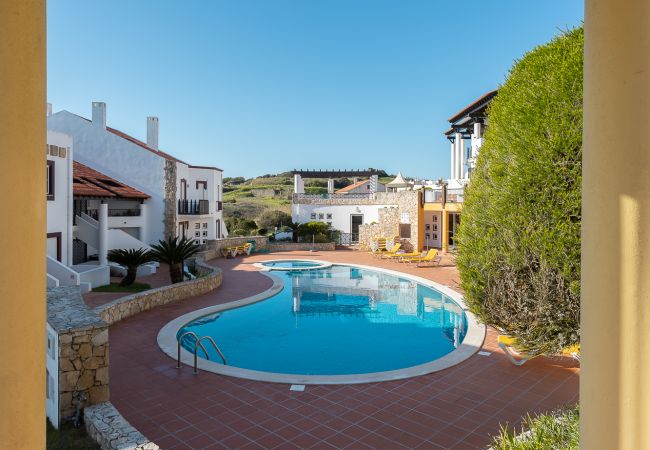 Apartamento em São Martinho do Porto - Surf - Em frente ao Ocean  Apartamento em São Martinho do Porto - Surf - Em frente ao Ocean