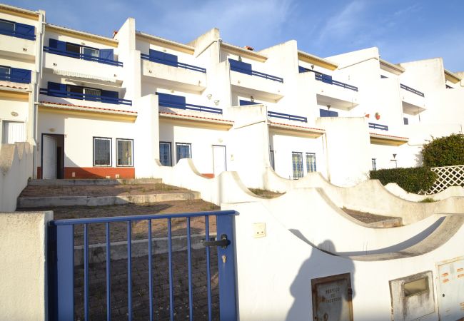 Casa geminada em São Martinho do Porto - Ocean - casa espaçosa 