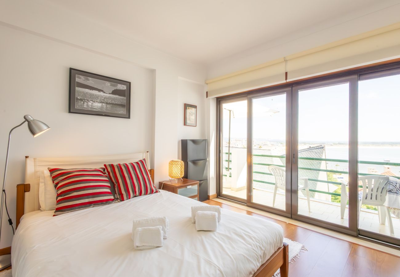 Apartamento em São Martinho do Porto - Concha Mar