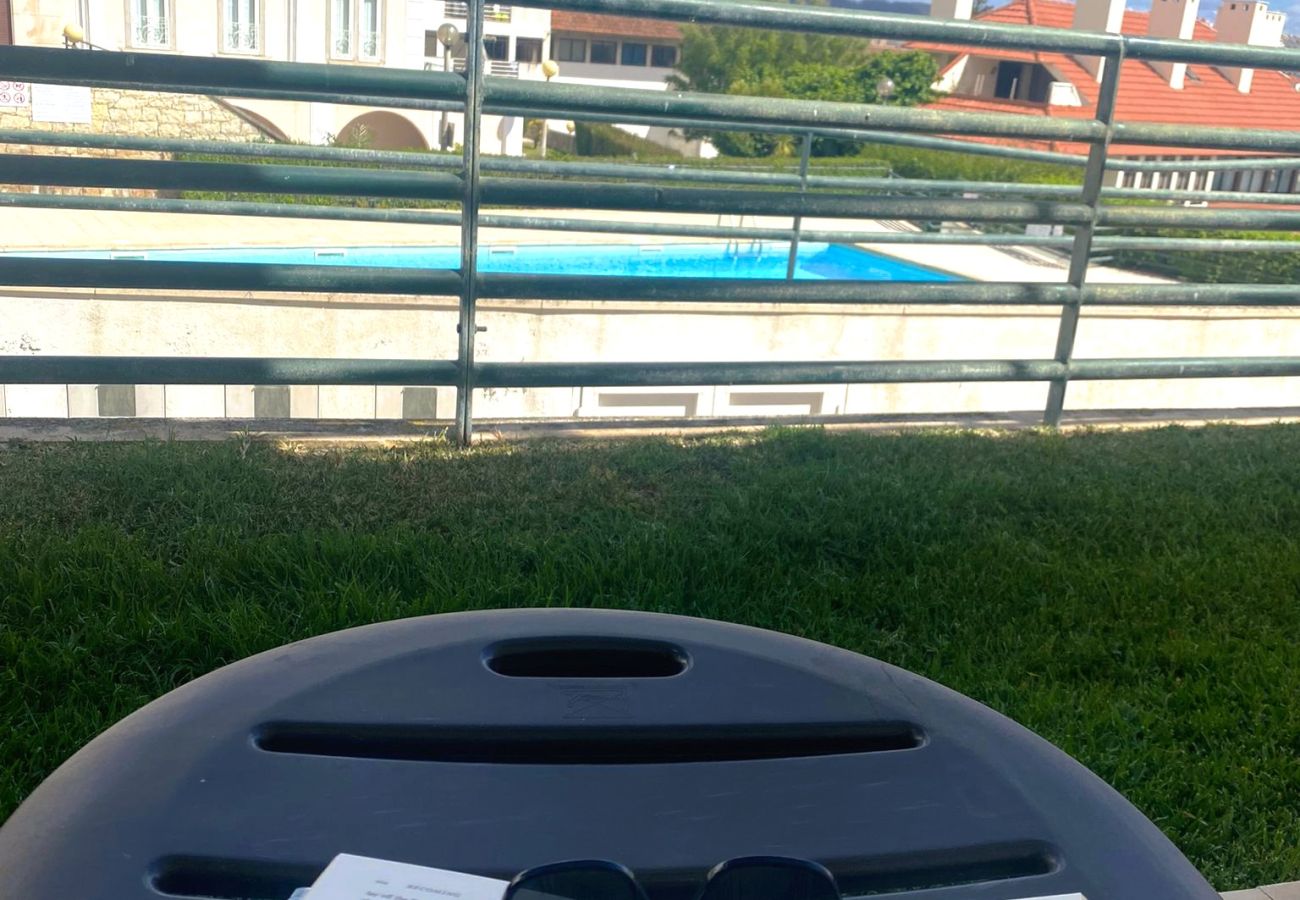 Ferienwohnung in São Martinho do Porto -  Paradise Com vista para a piscina e Baìa