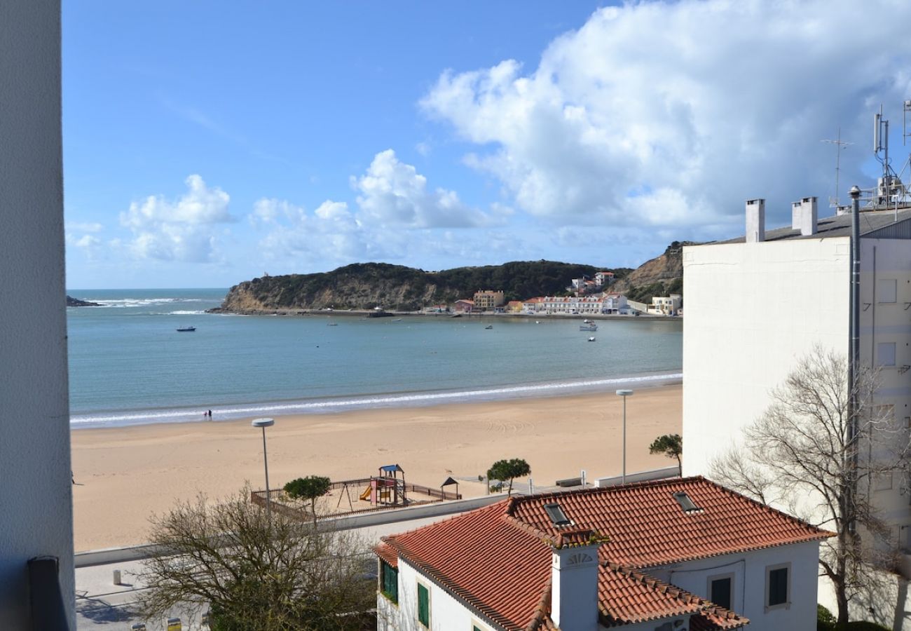 Ferienwohnung in São Martinho do Porto -  Infante 1 - Junto à Praia 