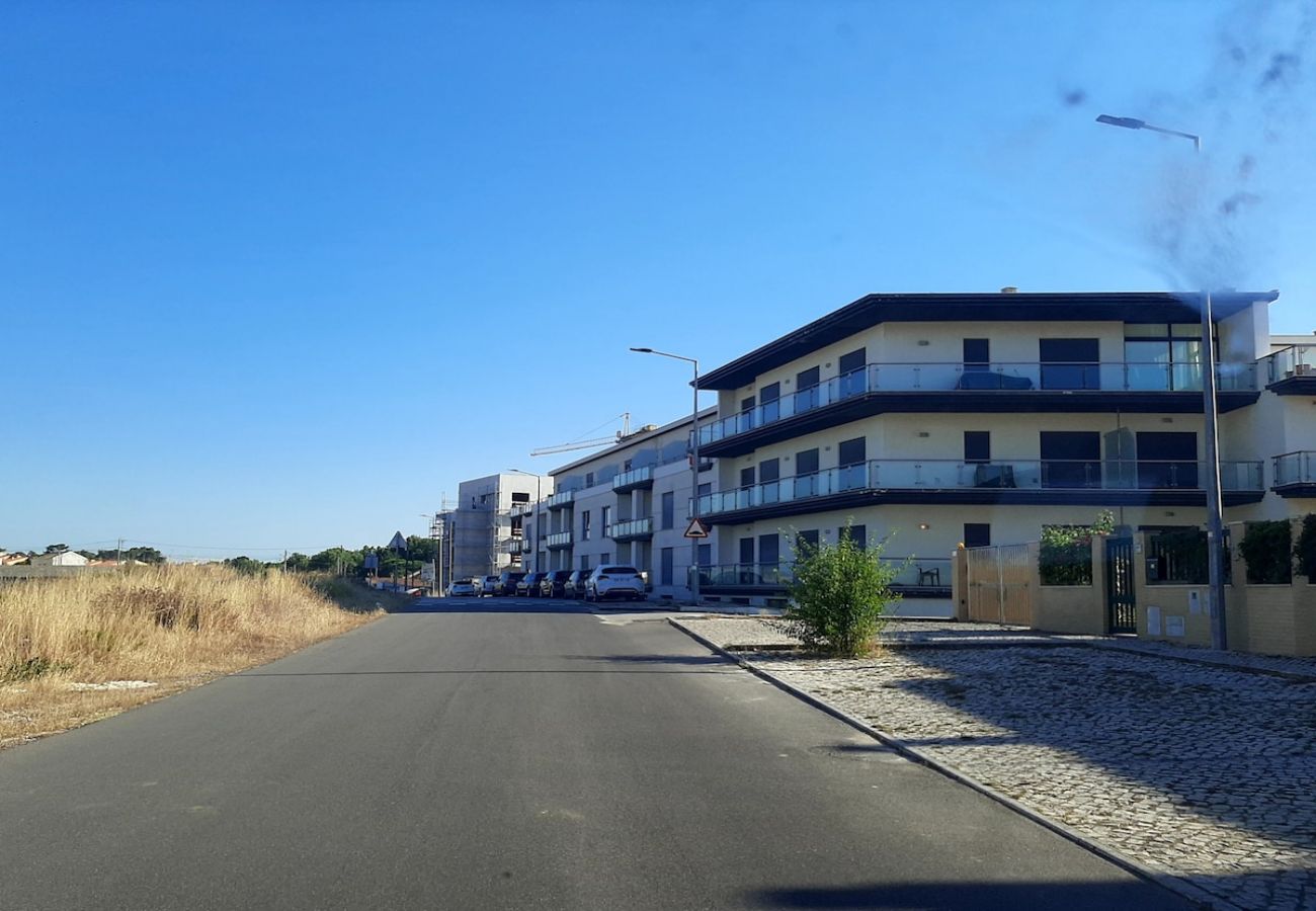 Ferienwohnung in São Martinho do Porto - Estrela do Mar - Com vista para a piscina 