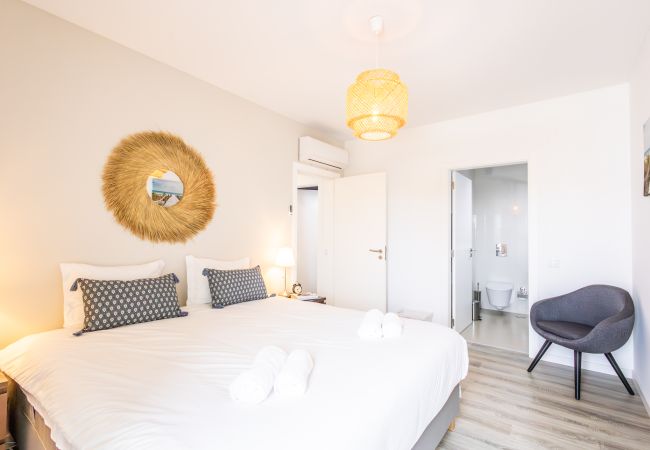 Ferienwohnung in São Martinho do Porto - Sol e mar T3 Apartamento Moderno! Ferienwohnung in São Martinho do Porto - Sol e mar T3 Apartamento Moderno!