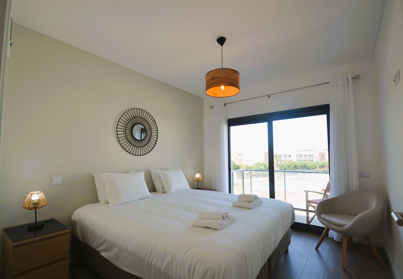 Ferienwohnung in São Martinho do Porto - Sol e mar T3 Apartamento Moderno!