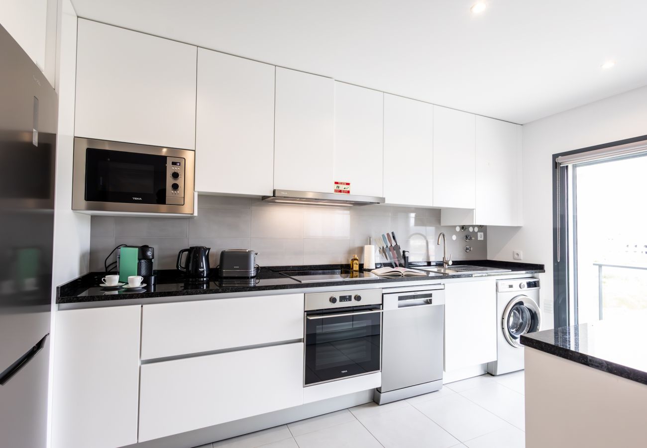 Ferienwohnung in São Martinho do Porto - Sol e mar T3 Apartamento Moderno!