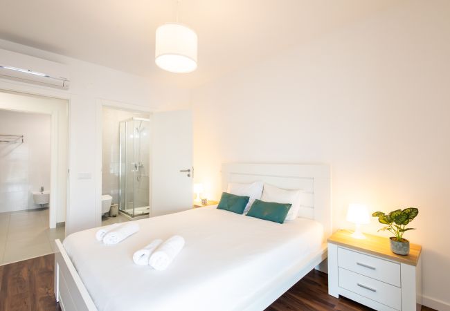 Ferienwohnung in São Martinho do Porto - Wave of happiness- Com vista para a piscina  Ferienwohnung in São Martinho do Porto - Wave of happiness- Com vista para a piscina