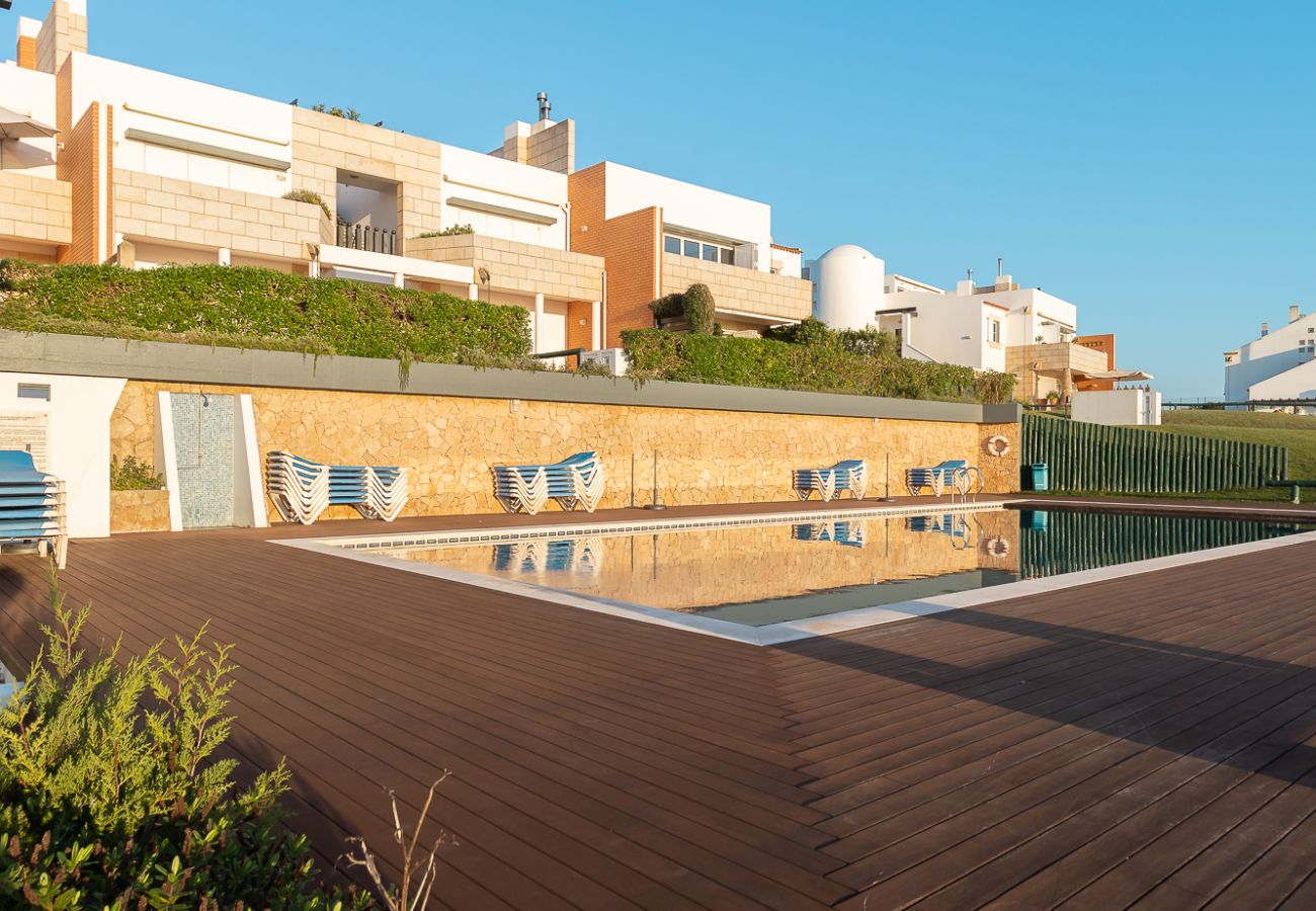 Ferienwohnung in São Martinho do Porto -  Azure- Com vista sobre o Oceano