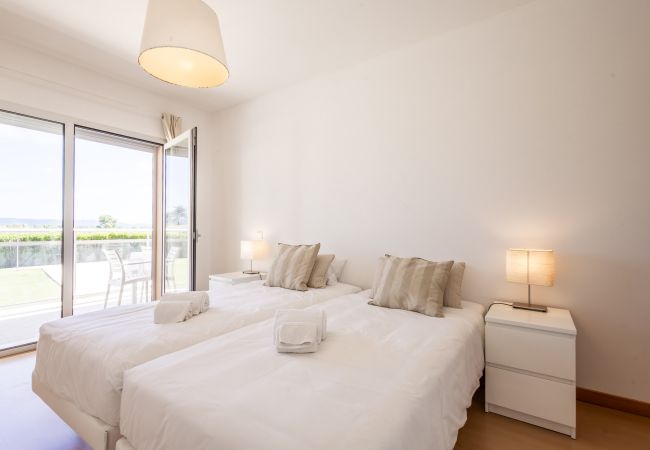 Ferienwohnung in São Martinho do Porto - Carmona A com vista para a piscina Ferienwohnung in São Martinho do Porto - Carmona A com vista para a piscina