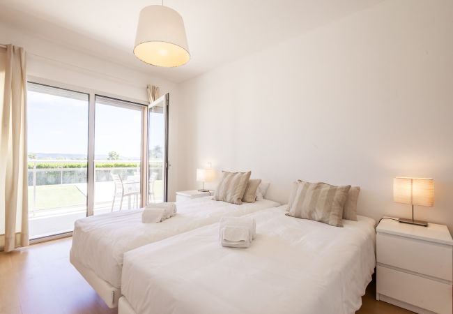 Ferienwohnung in São Martinho do Porto - Carmona A com vista para a piscina Ferienwohnung in São Martinho do Porto - Carmona A com vista para a piscina