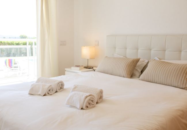 Ferienwohnung in São Martinho do Porto - Carmona A com vista para a piscina Ferienwohnung in São Martinho do Porto - Carmona A com vista para a piscina