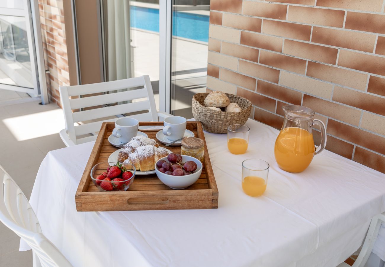 Ferienwohnung in São Martinho do Porto - Carmona A com vista para a piscina