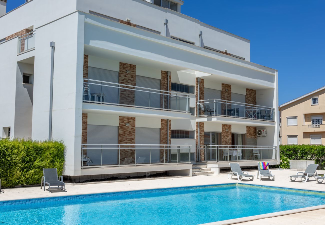 Ferienwohnung in São Martinho do Porto - Carmona A com vista para a piscina