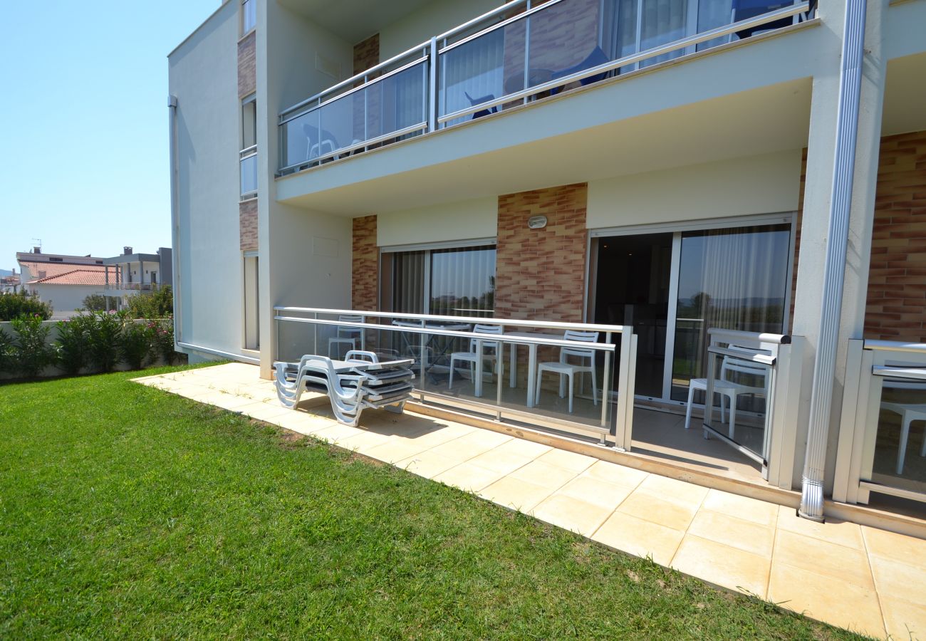 Ferienwohnung in São Martinho do Porto -  Carmen - Vista para o jardim