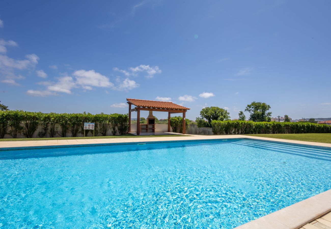 Ferienwohnung in São Martinho do Porto -  Carmen - Vista para o jardim