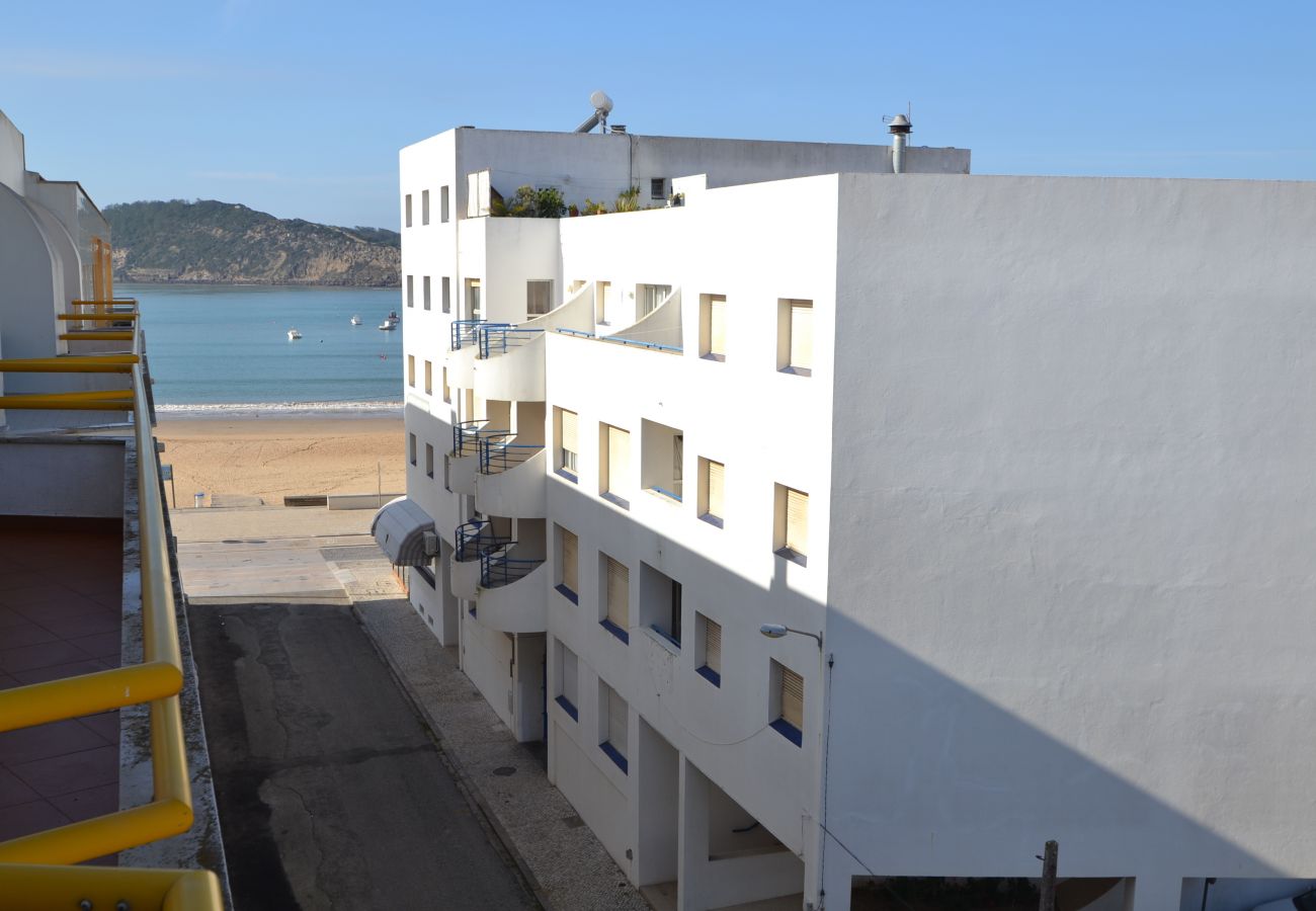 Ferienwohnung in São Martinho do Porto - Eric - Junto à praia 