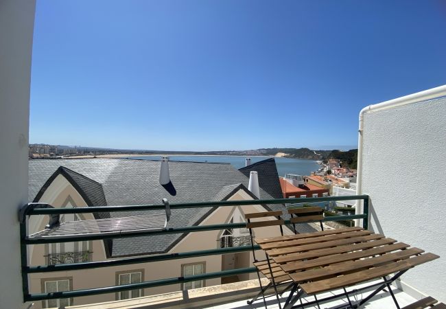 Ferienwohnung in São Martinho do Porto - Baía - with a bay view