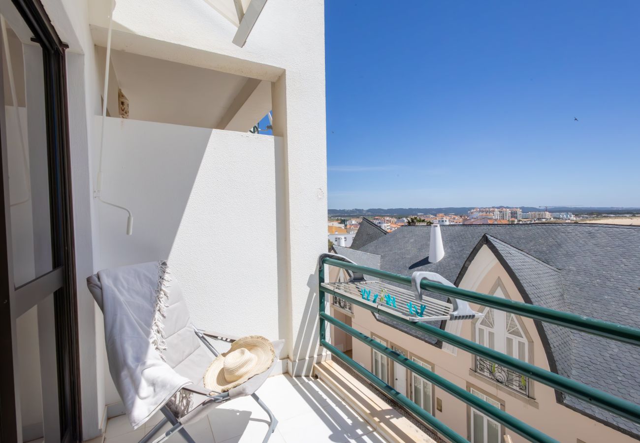 Ferienwohnung in São Martinho do Porto - Baía - with a bay view