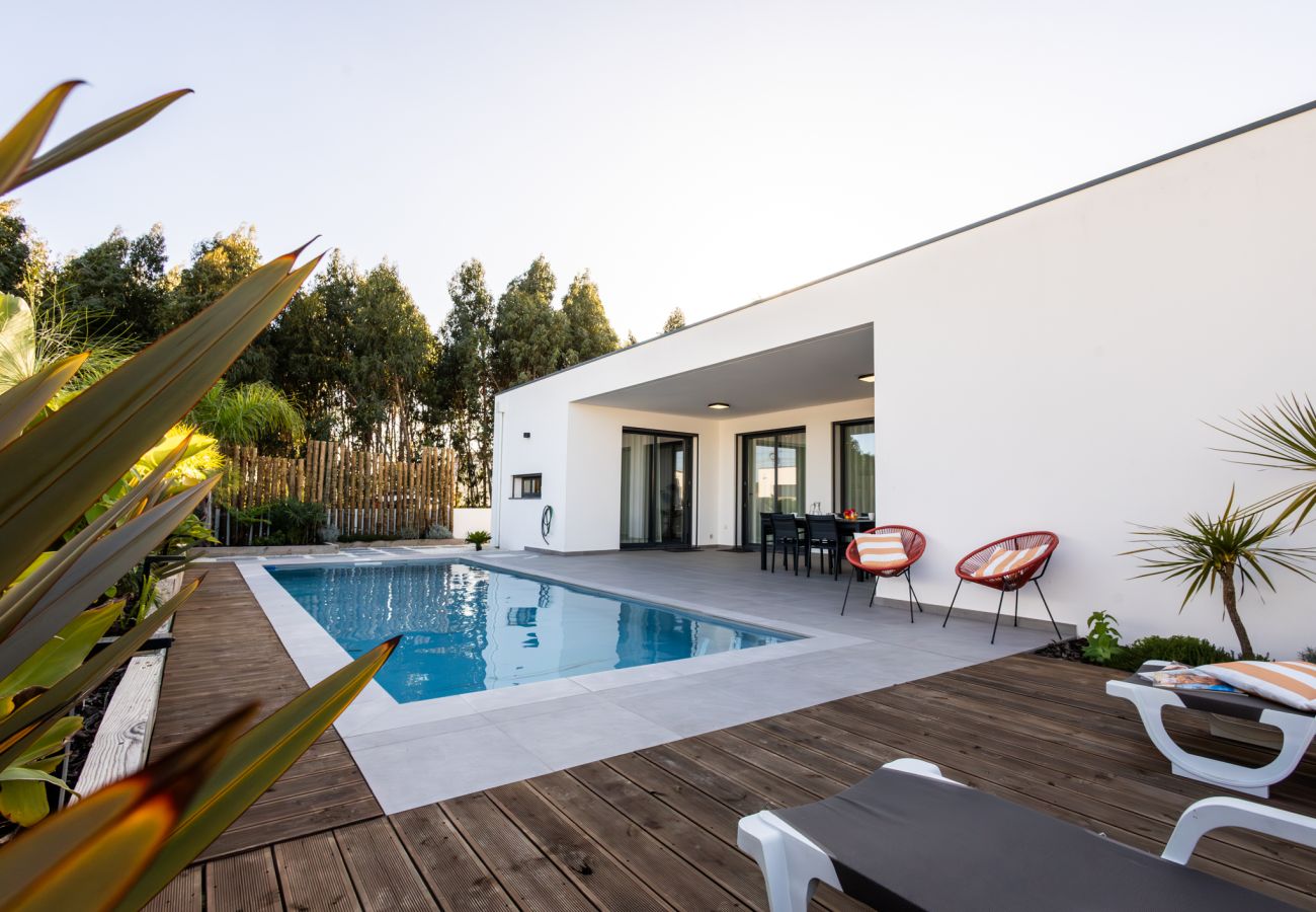 Villa in São Martinho do Porto - Villa Mariana