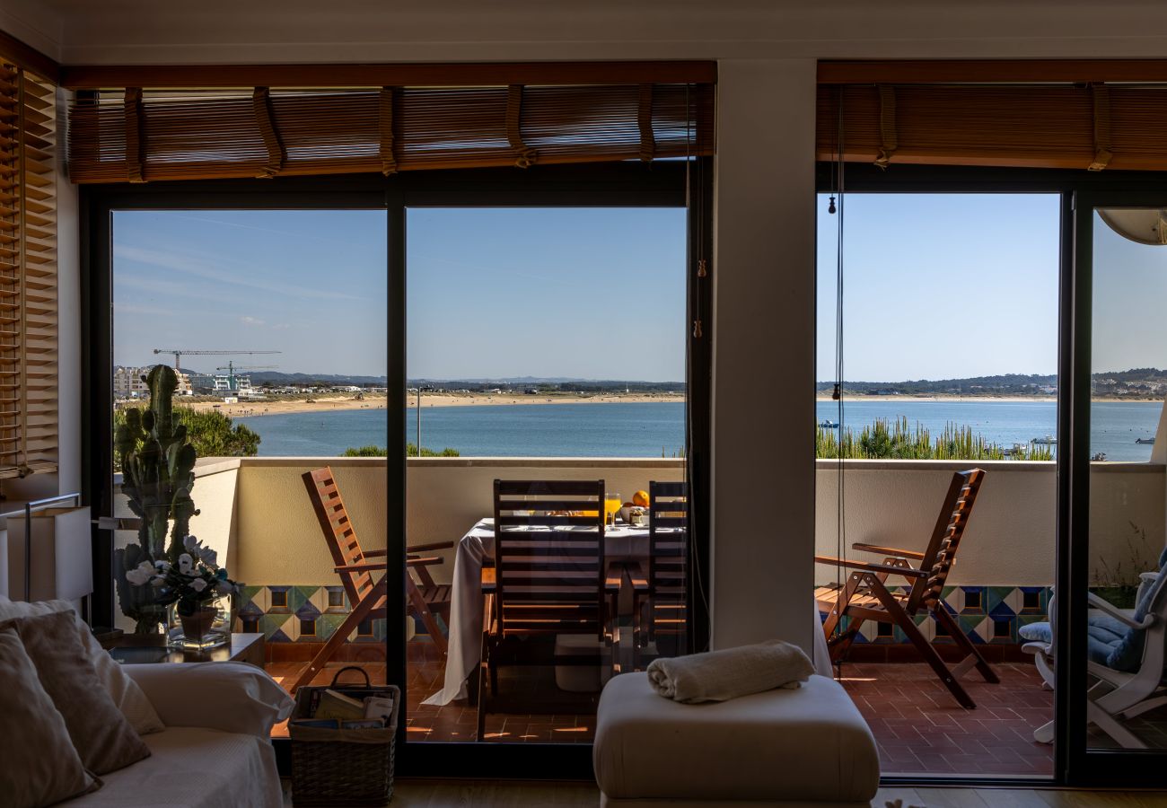 Apartment in São Martinho do Porto - Cais