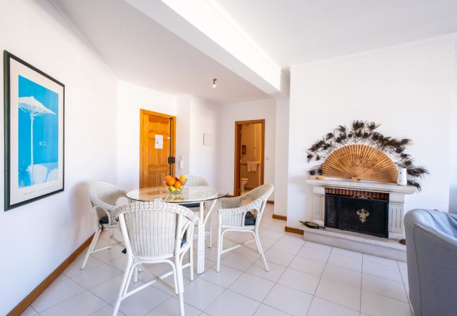 Apartment in São Martinho do Porto -  Infante 1 - Junto à Praia  Apartment in São Martinho do Porto -  Infante 1 - Junto à Praia