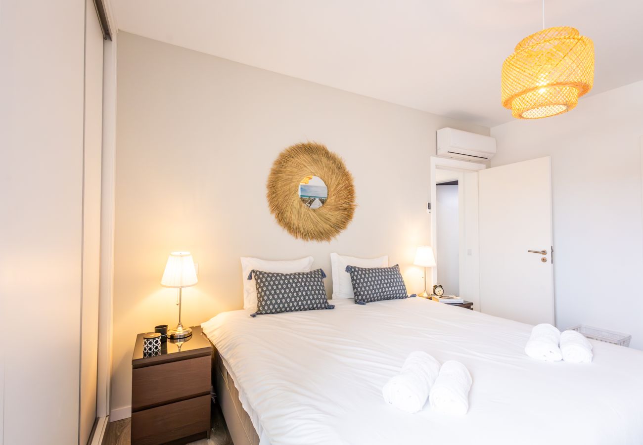 Apartment in São Martinho do Porto -  Sol e mar T3 Apartamento Moderno!