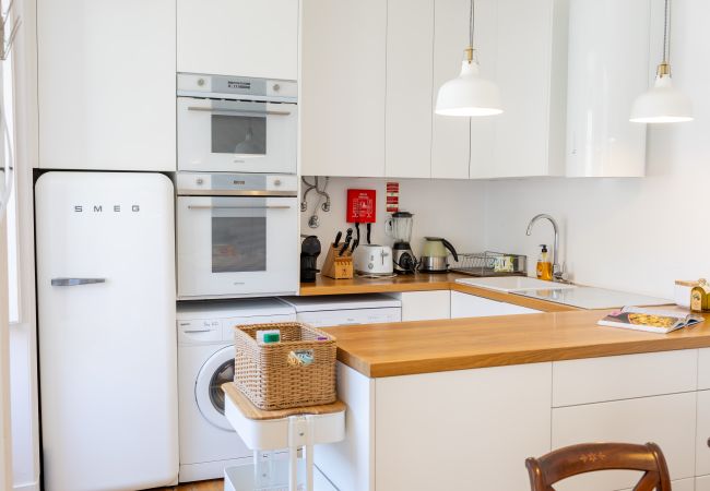 Terraced House in São Martinho do Porto - Charming beach house Terraced House in São Martinho do Porto - Charming beach house